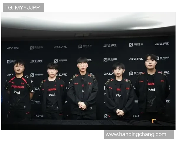 CSGO评论分析JDG战队在比赛中的节奏把控与得失总结