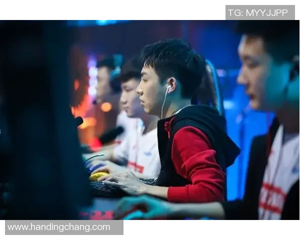 周敏专访回顾DOTA2历程与S15电竞总决赛精彩瞬间分析