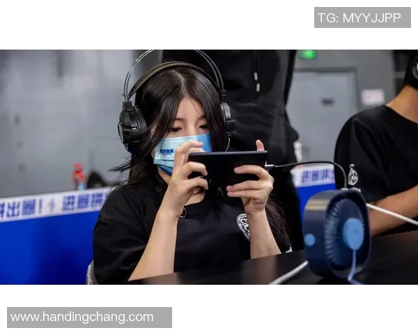 电竞实时数据专家黄丽分享和平精英游戏技巧与心得体会助你提升战斗力